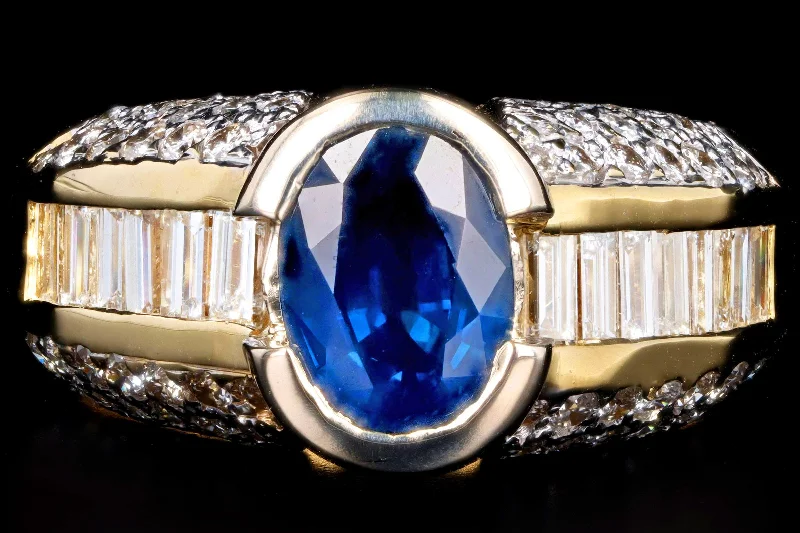 Modern 14K Yellow Gold 1.58 Carat Sapphire & Diamond Ring