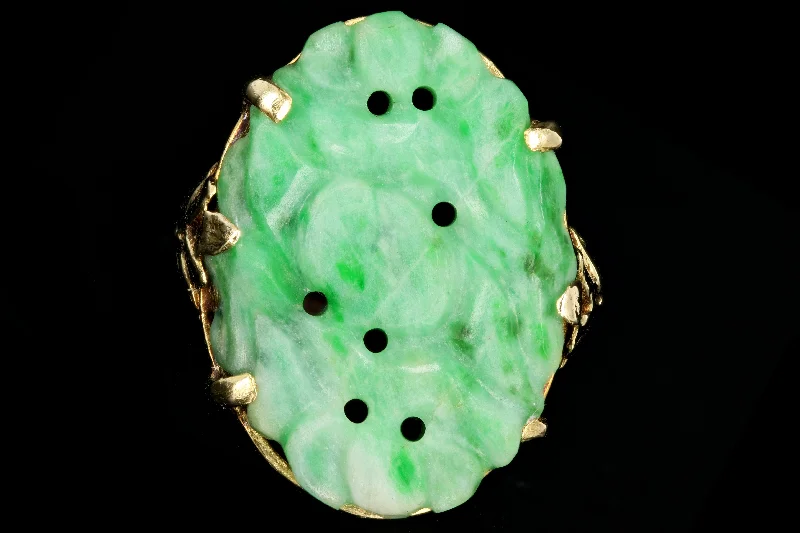 Vintage 14K Yellow Gold 4 CT Carved Jadeite Ring