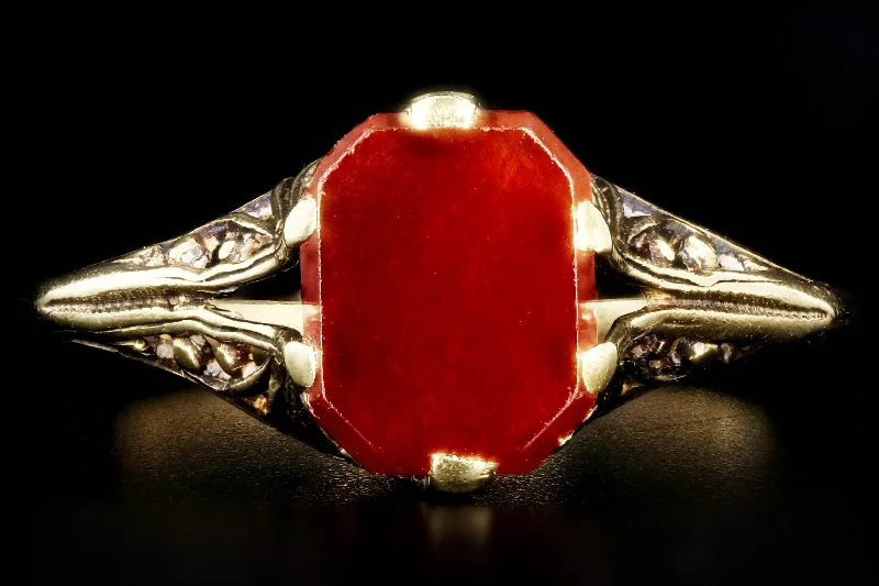 Art Deco 14K Yellow Gold .65 CT Carnelian Chalcedony Ring