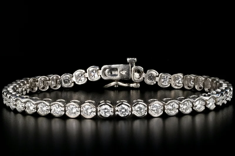 Modern 14K White Gold 4.5 Carat Diamond Tennis Bracelet 7.25"