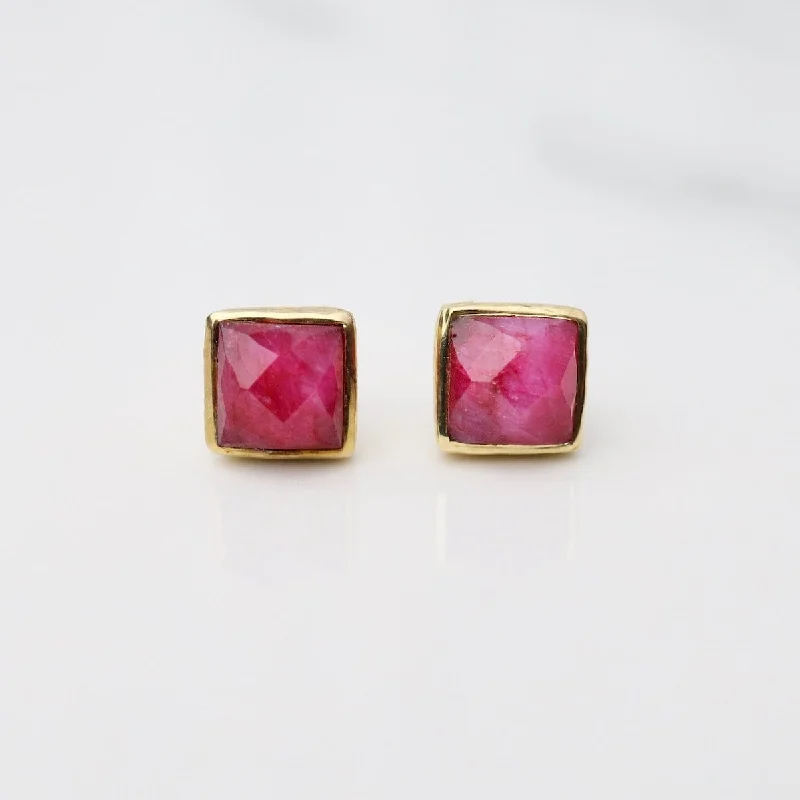 Madeline Stud Earrings - Vermeil Square - Ruby Quartz